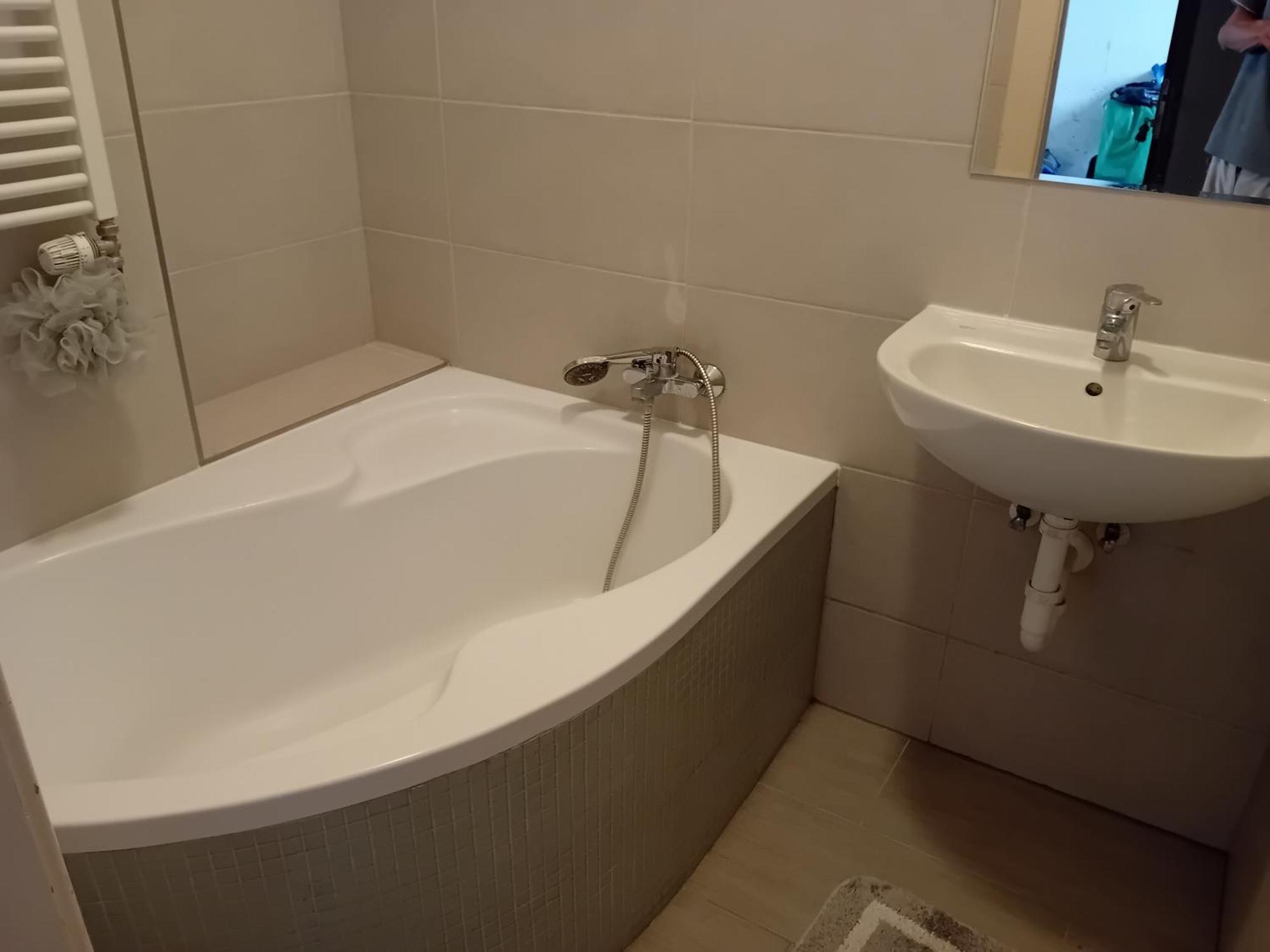 Holub Apartment In City Centrum Komarov ภายนอก รูปภาพ